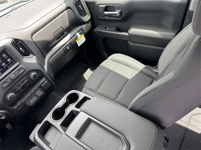 2025 Chevrolet Silverado 1500 Custom photo 16