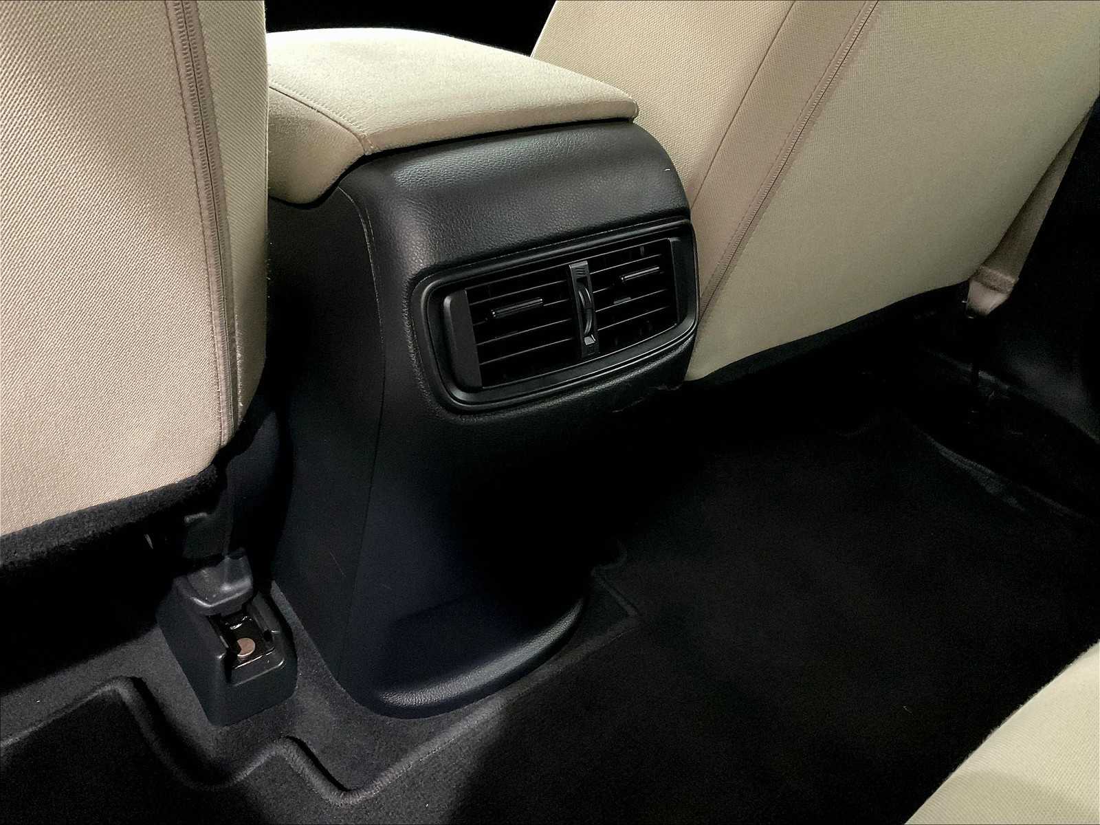 2019 Honda CR-V LX photo 25