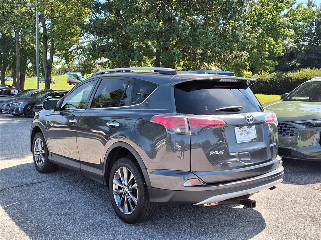 2018 Toyota RAV4 Limited photo 6