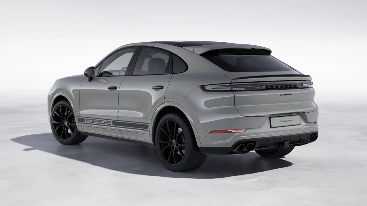 2026 Porsche Cayenne Coupe photo 2