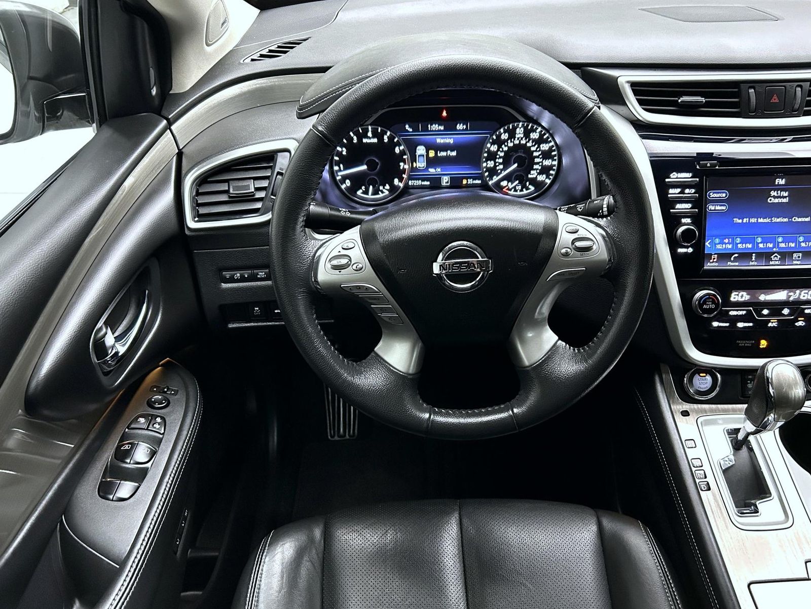 2017 Nissan Murano SL photo 12
