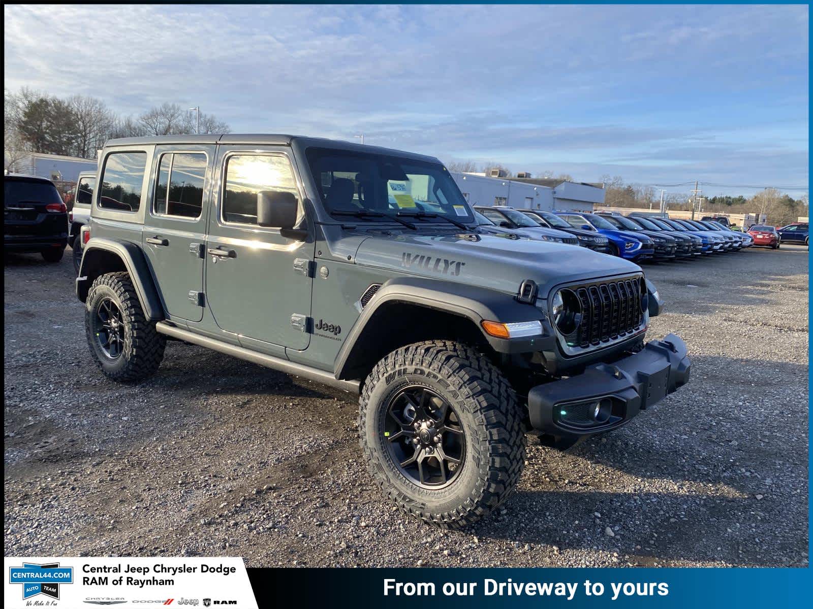 2026 Jeep Wrangler 4-Door Willys's photo