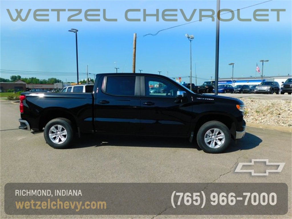 2025 Chevrolet Silverado 1500 LT photo 2