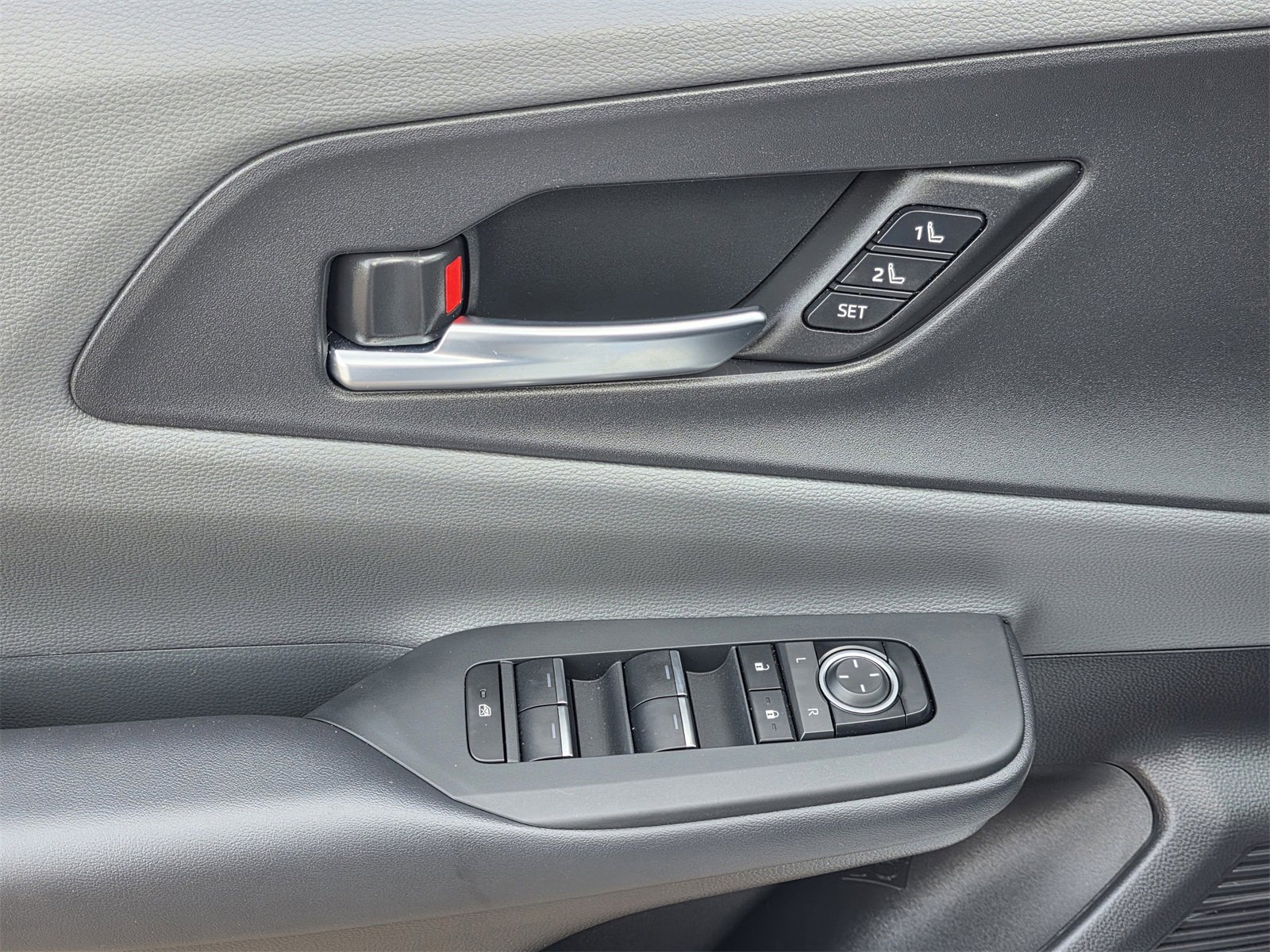 2024 Toyota Prius LE photo 21