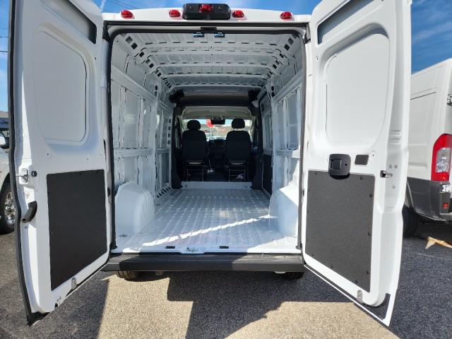 2025 Ram ProMaster 2500 photo 4