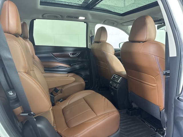 2025 Subaru Ascent Touring photo 4
