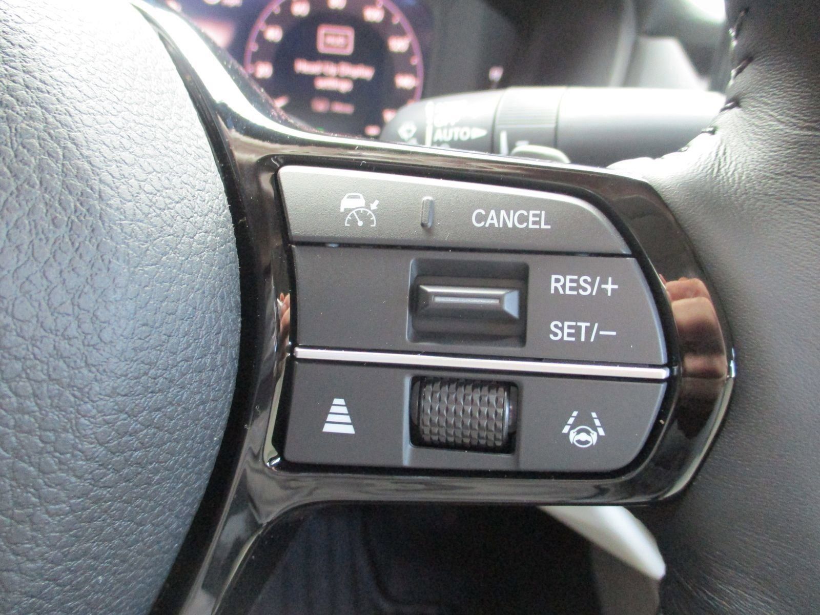 2025 Honda Accord Hybrid Touring photo 13