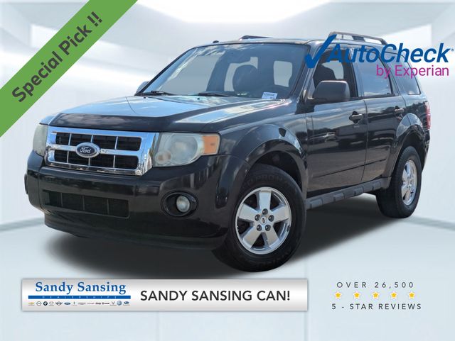 2011 Ford Escape XLT photo 2