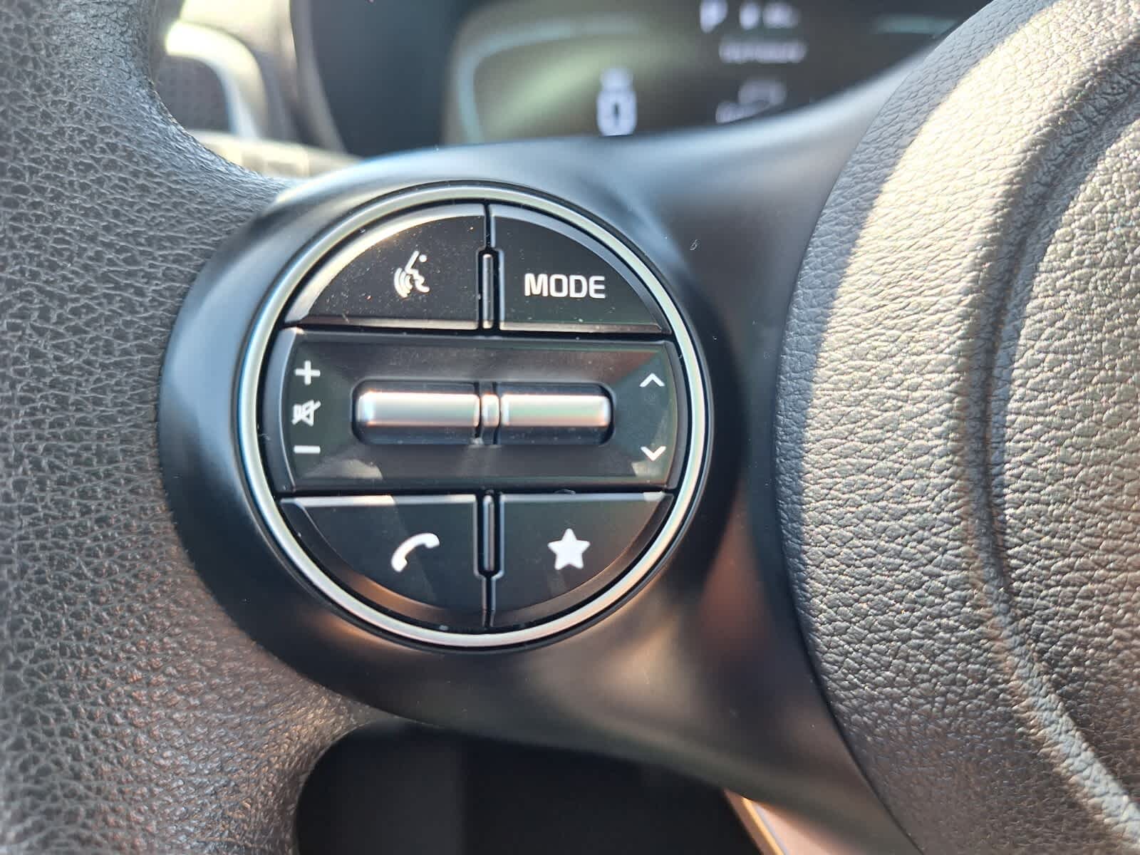 2024 Kia Soul LX photo 13