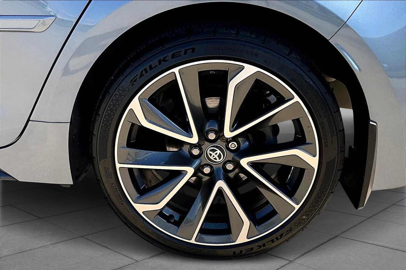 2020 Toyota Corolla SE photo 10
