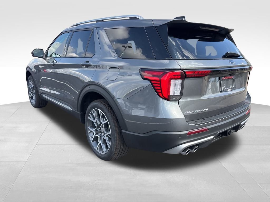 2025 Ford Explorer Platinum photo 3