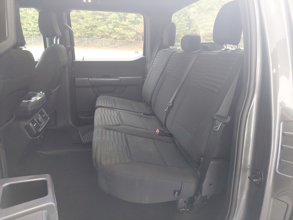 2022 Ford F-150 XL photo 3