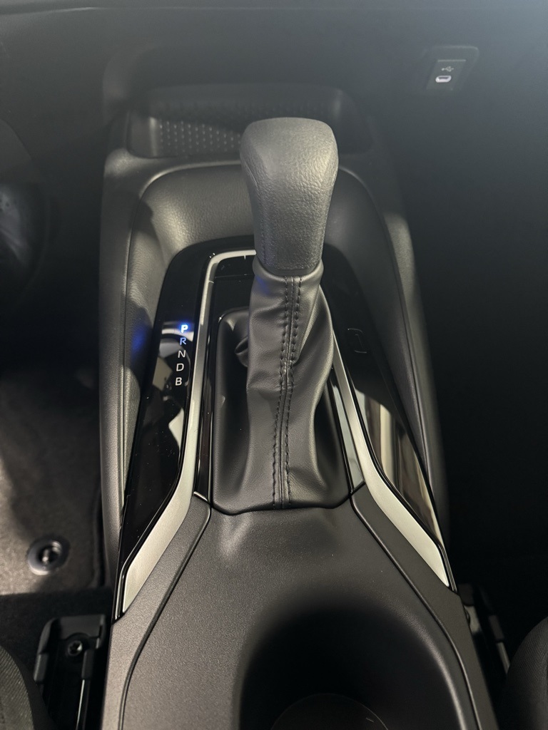 2025 Toyota Corolla SE photo 33