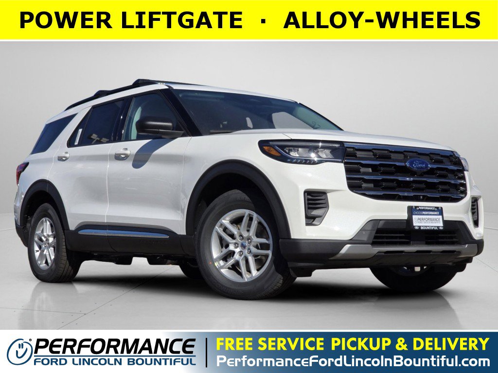 2025 Ford Explorer Active's photo