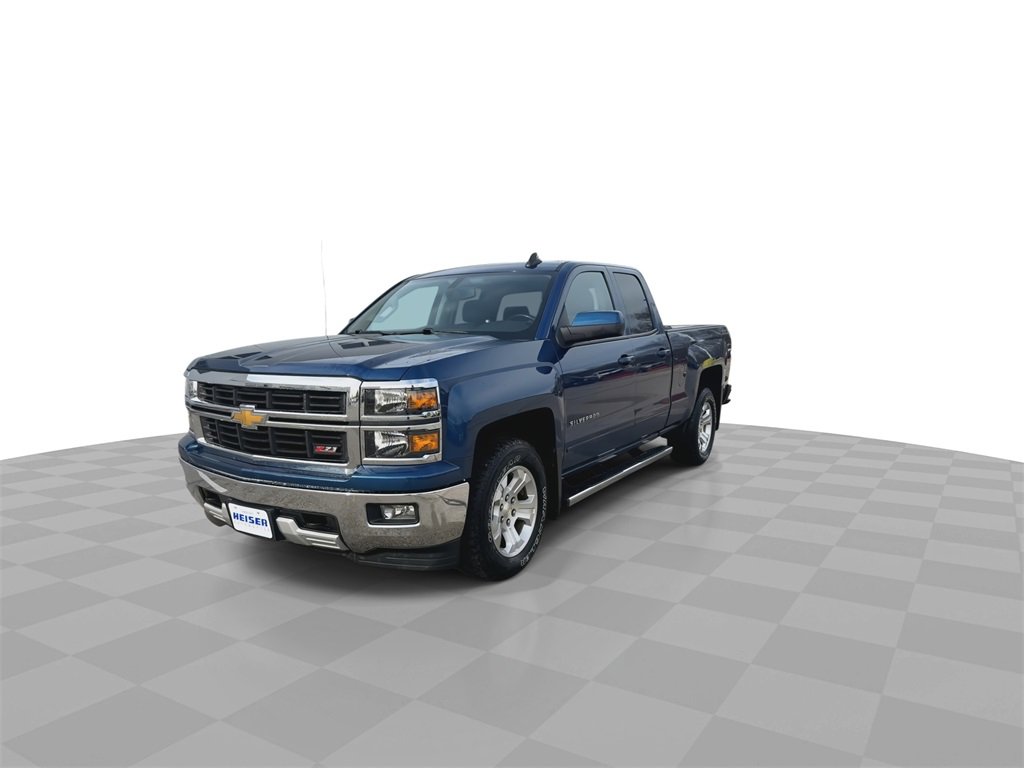 2015 Chevrolet Silverado 1500 LT photo 3