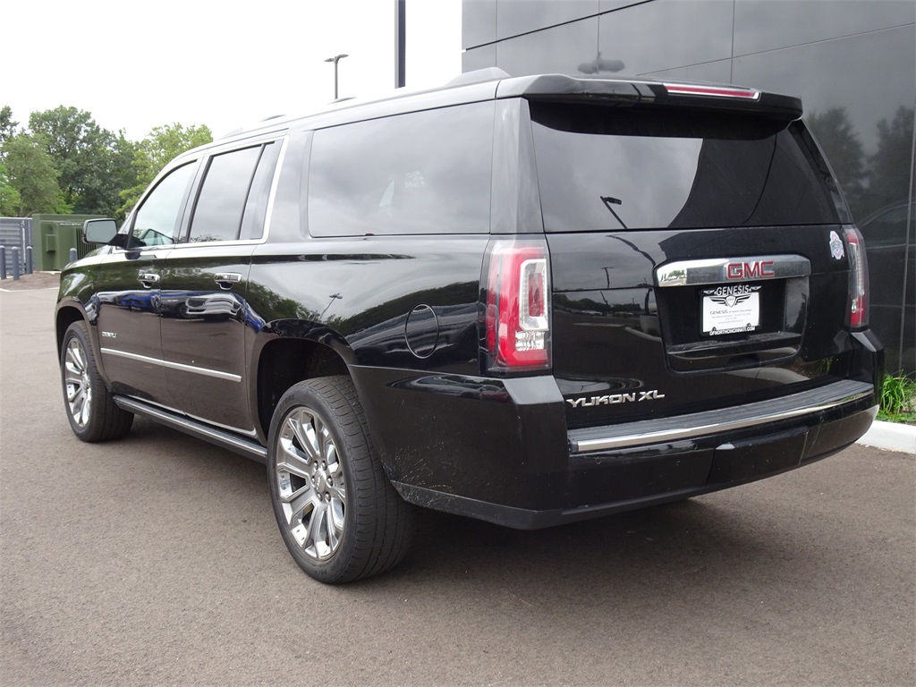 2016 Gmc Yukon XL Denali photo 3