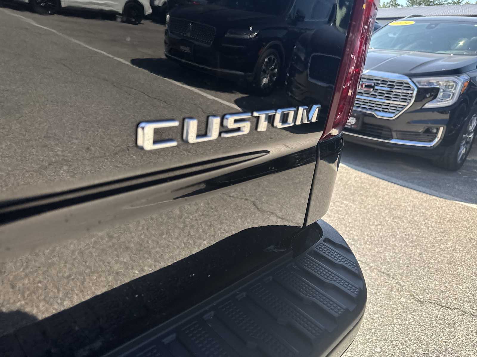 2020 Chevrolet Silverado 1500 Custom Trail Boss photo 9