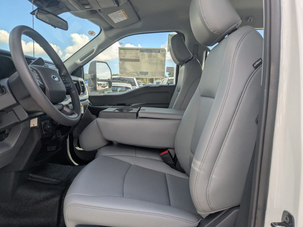 2026 Ford F-250 XL photo 13
