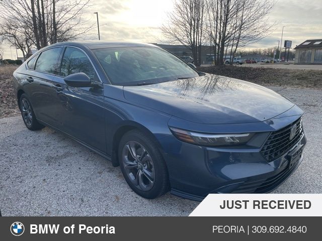 2023 Honda Accord EX's photo