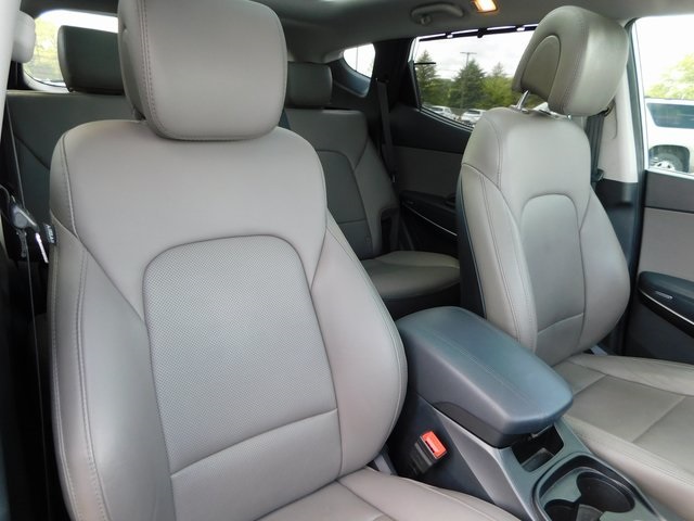 2017 Hyundai Santa Fe Sport Base photo 18