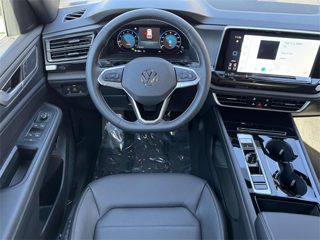 2025 Volkswagen Atlas Cross Sport SEL photo 2