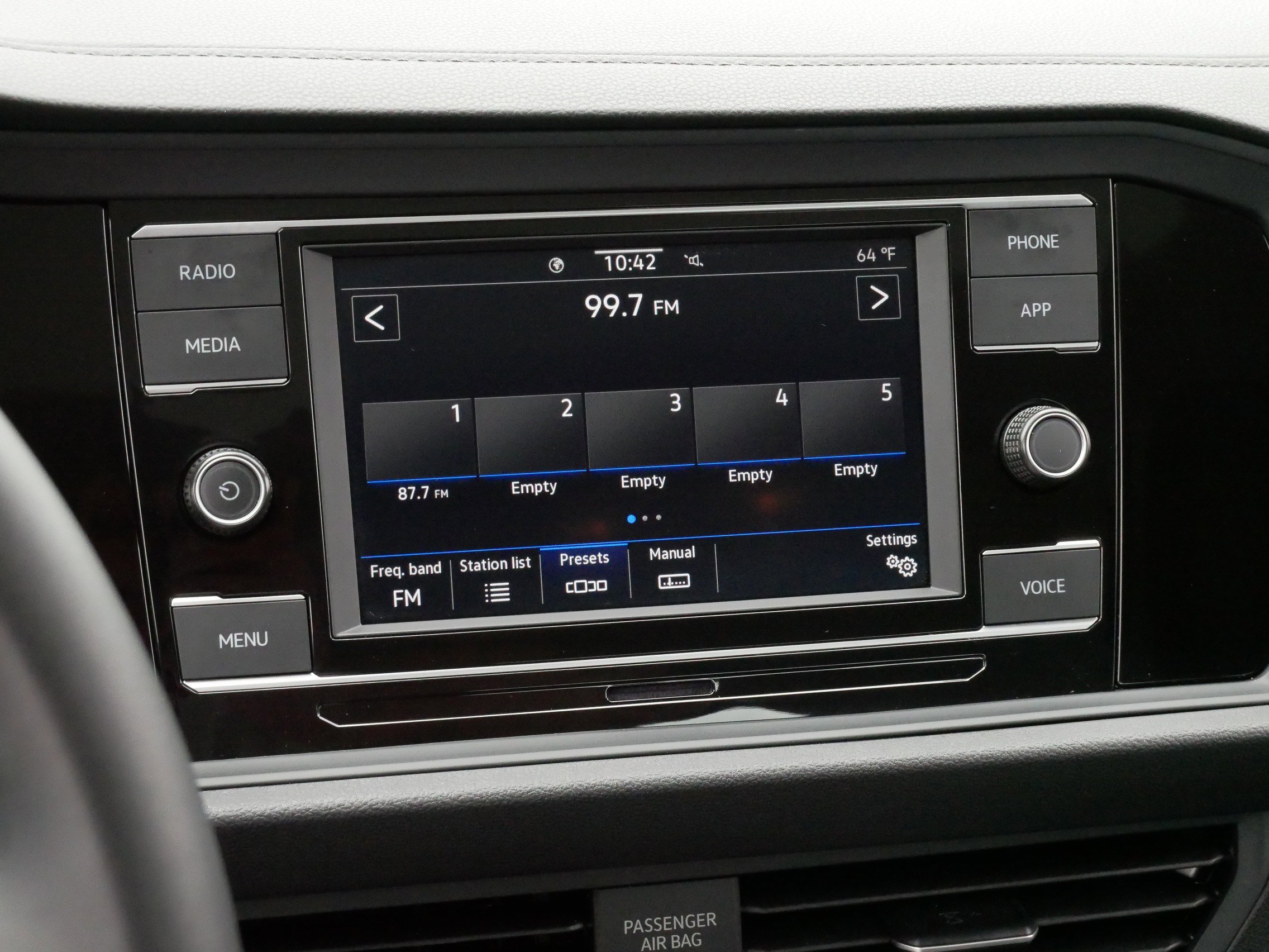2024 Volkswagen Jetta SE photo 20