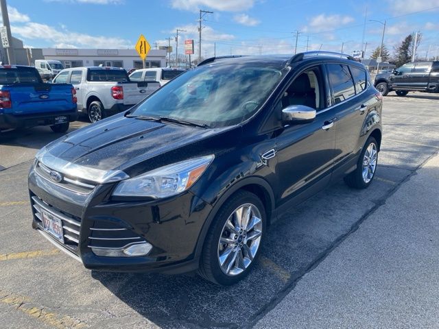 Used 2016 Ford Escape SE with VIN 1FMCU9G90GUB70271 for sale in Bloomington, IL