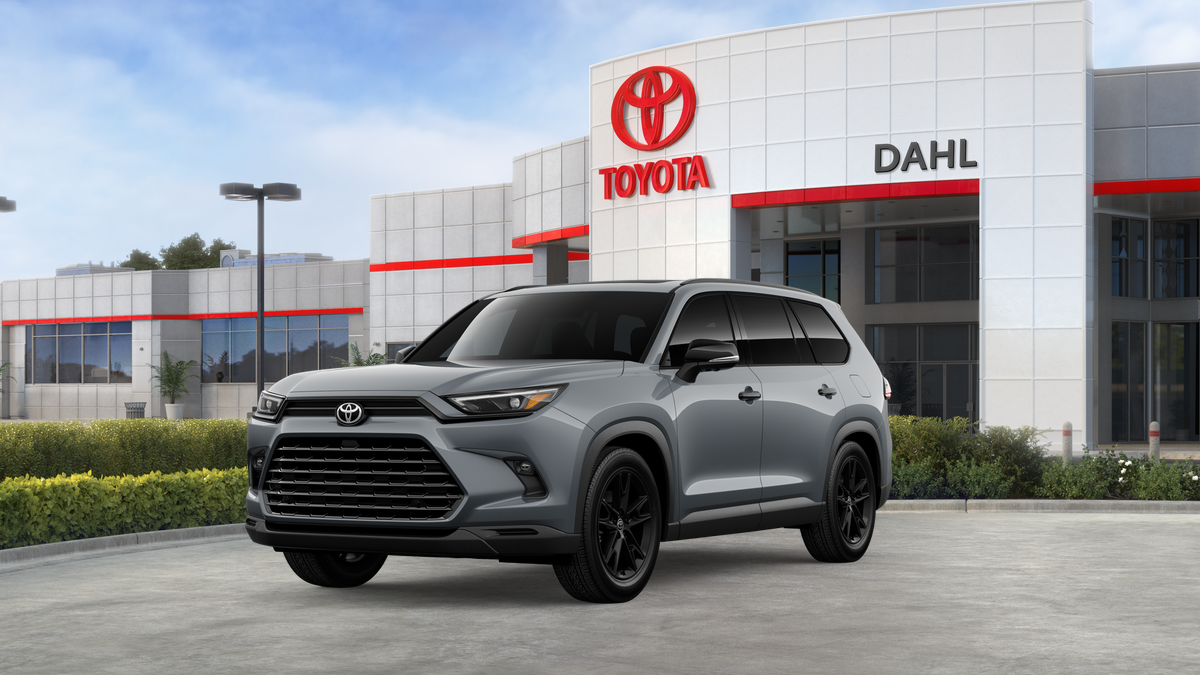 2026 Toyota Grand Highlander Nightshade's photo