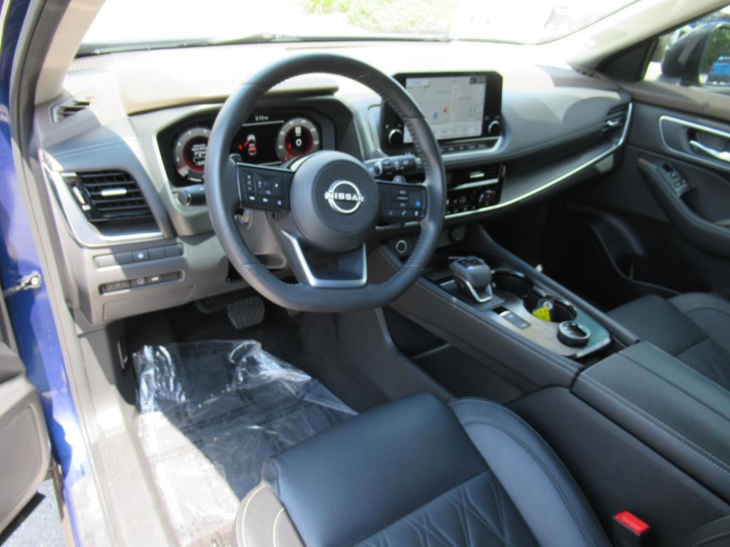 2023 Nissan Rogue Platinum photo 15