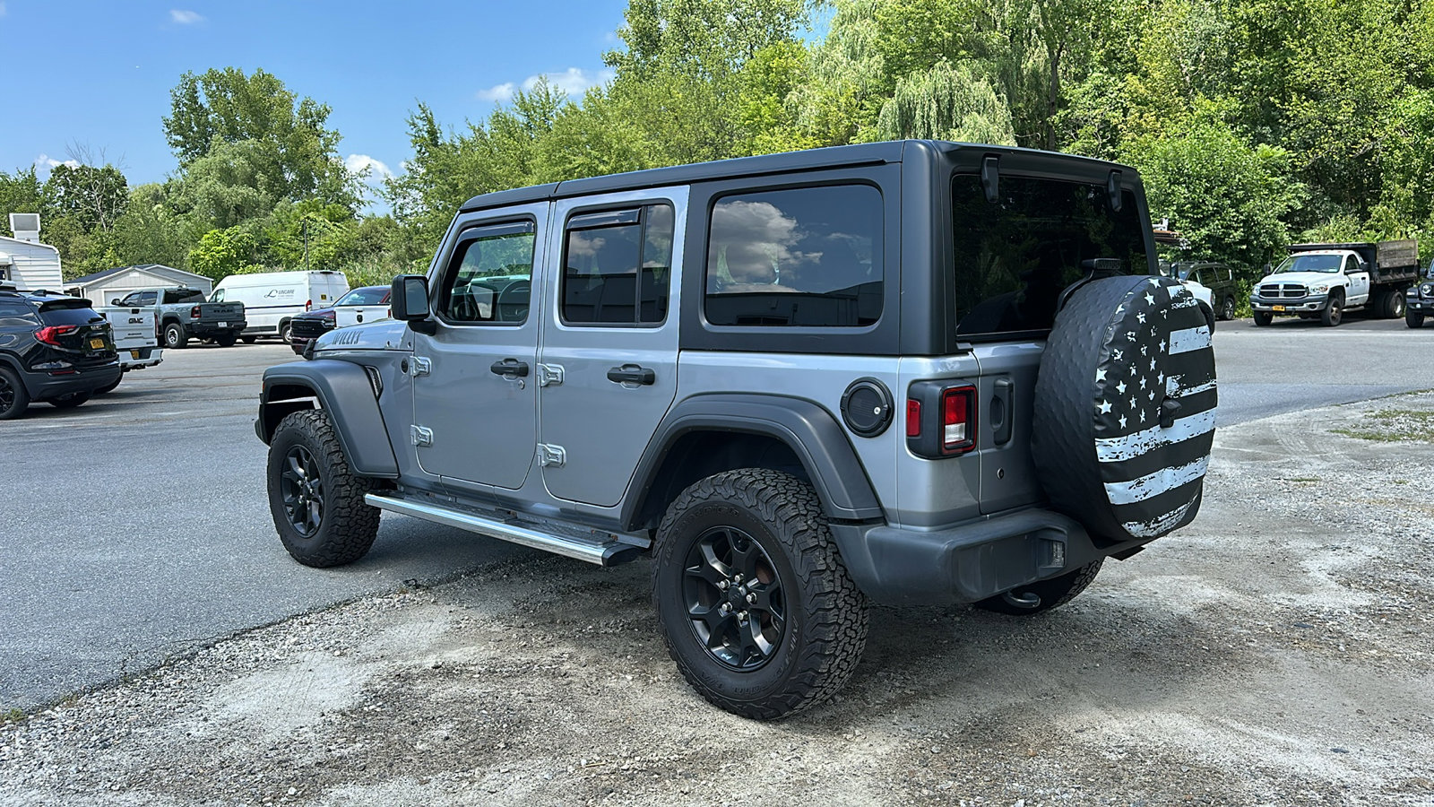 2020 Jeep Wrangler Unlimited Willys photo 6