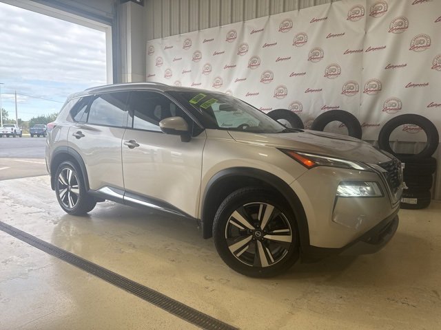 2021 Nissan Rogue SL photo 2