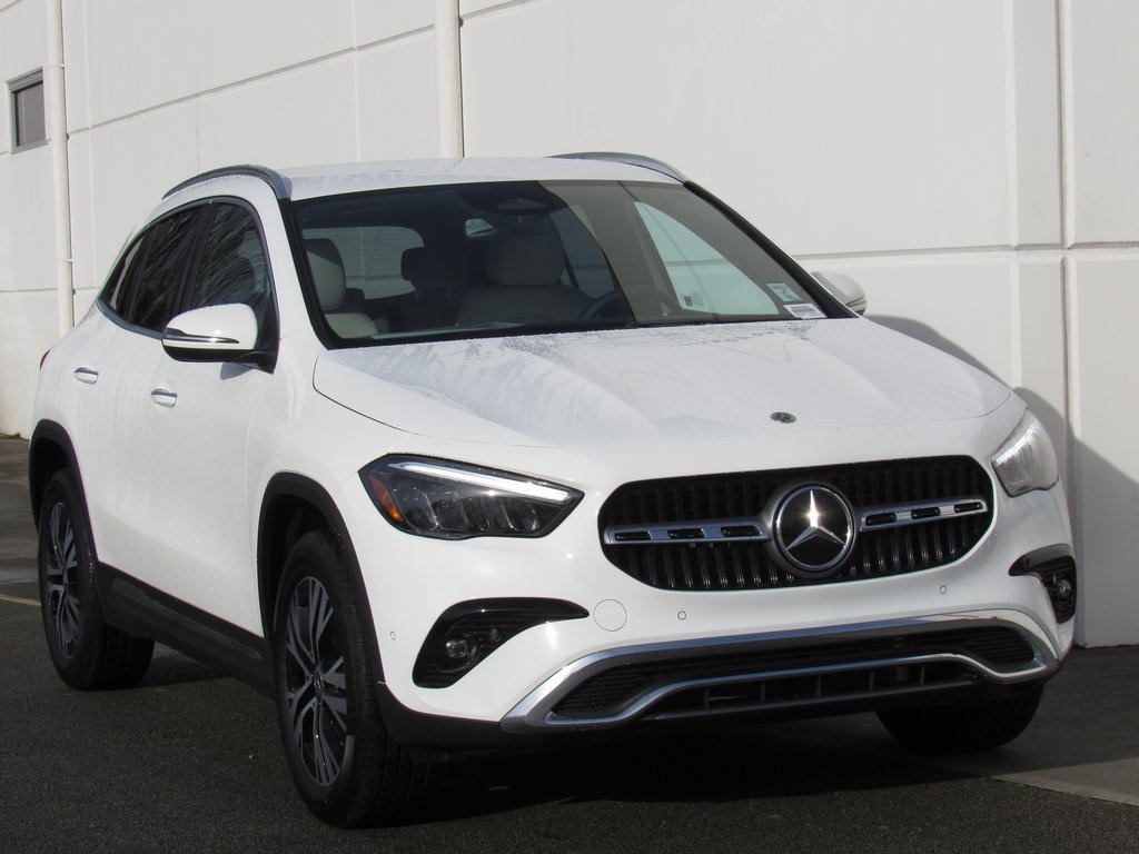 2025 Mercedes Benz GLA 250 photo 2