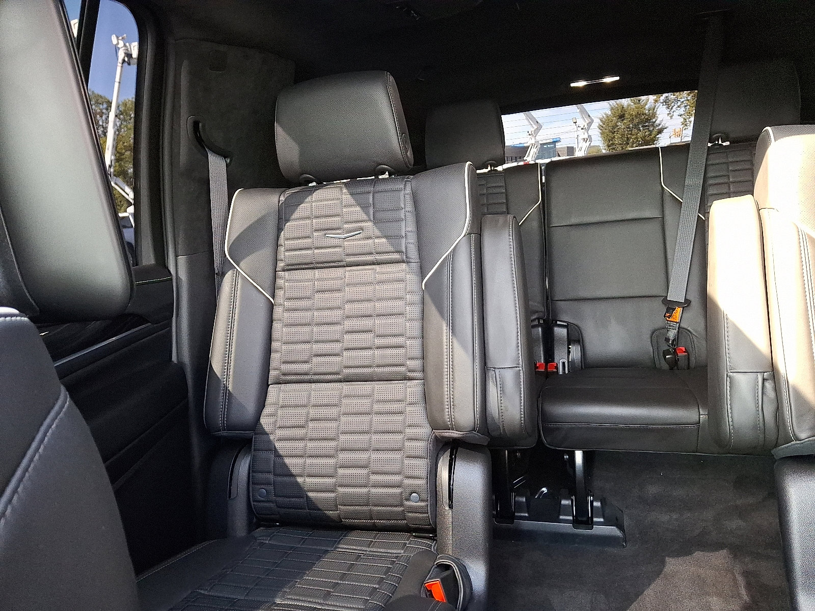 2024 Cadillac Escalade ESV V-Series photo 15