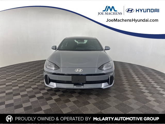 2024 Hyundai Ioniq 6 SE photo 3
