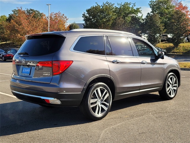 2017 Honda Pilot Touring photo 3