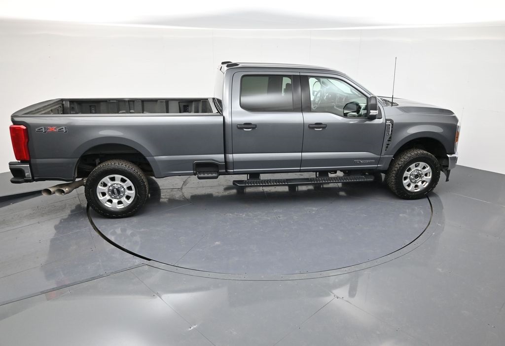 2024 Ford F-250 photo 38