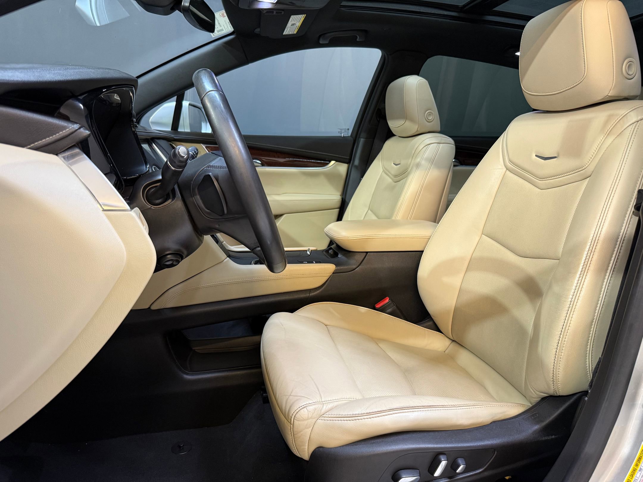 2018 Cadillac XT5 Premium Luxury photo 4