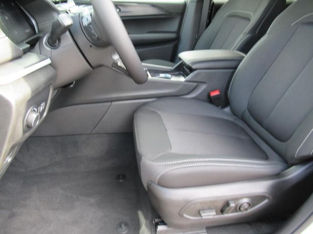 2025 Jeep Grand Cherokee Laredo photo 16