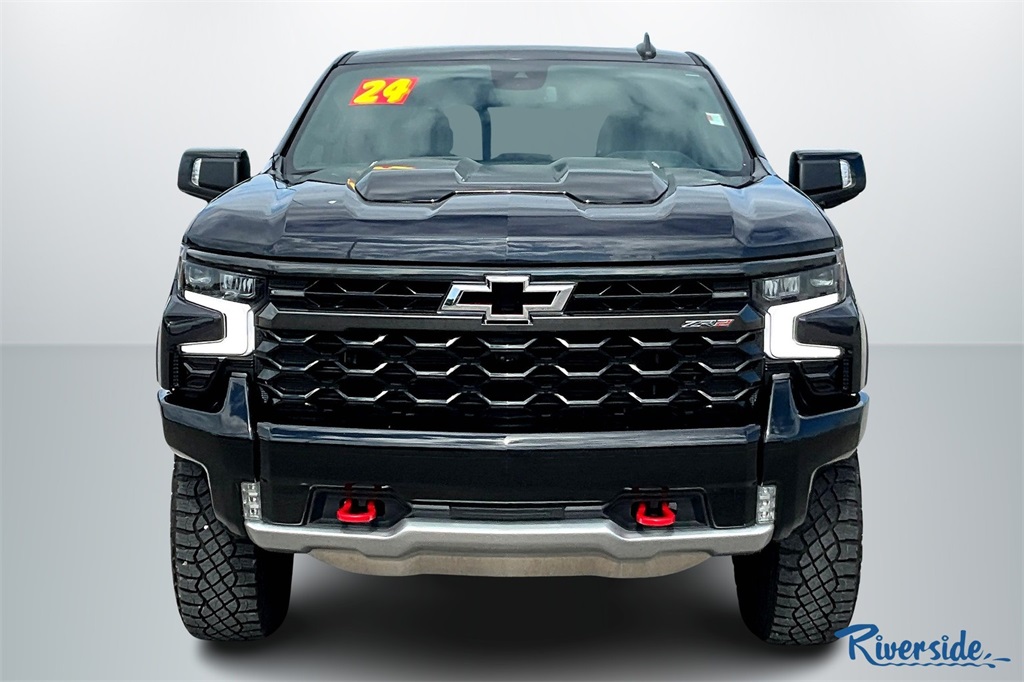2024 Chevrolet Silverado 1500 ZR2 photo 2
