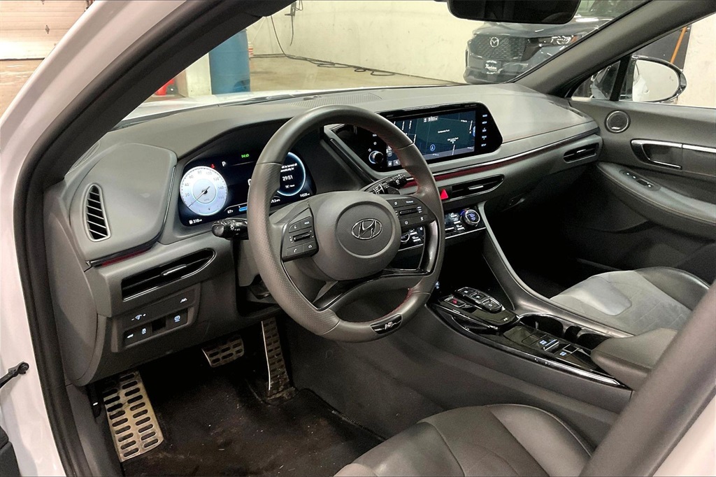 2021 HYUNDAI SONATA - Image 13