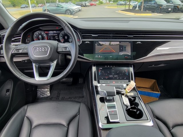 2022 Audi Q8 55 Premium photo 3