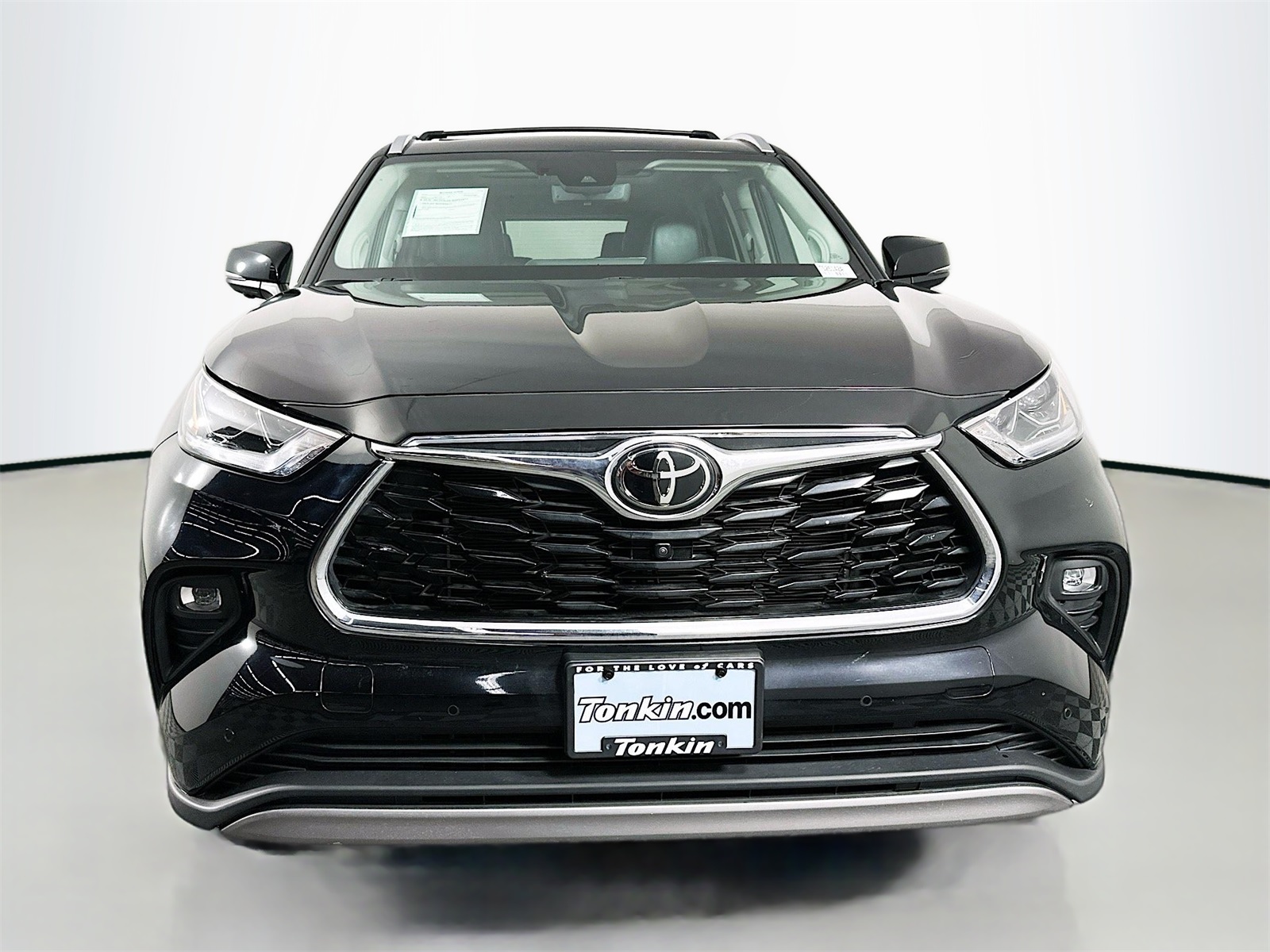 2023 Toyota Highlander Platinum photo 2