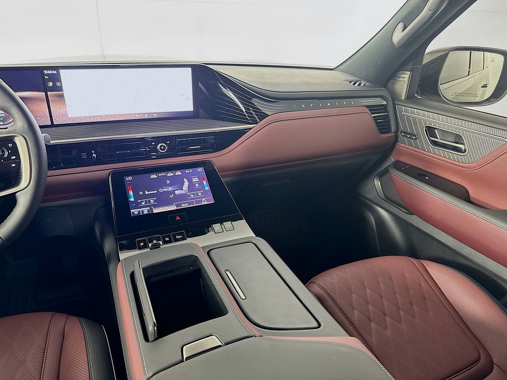 2026 Infiniti QX80 photo 24