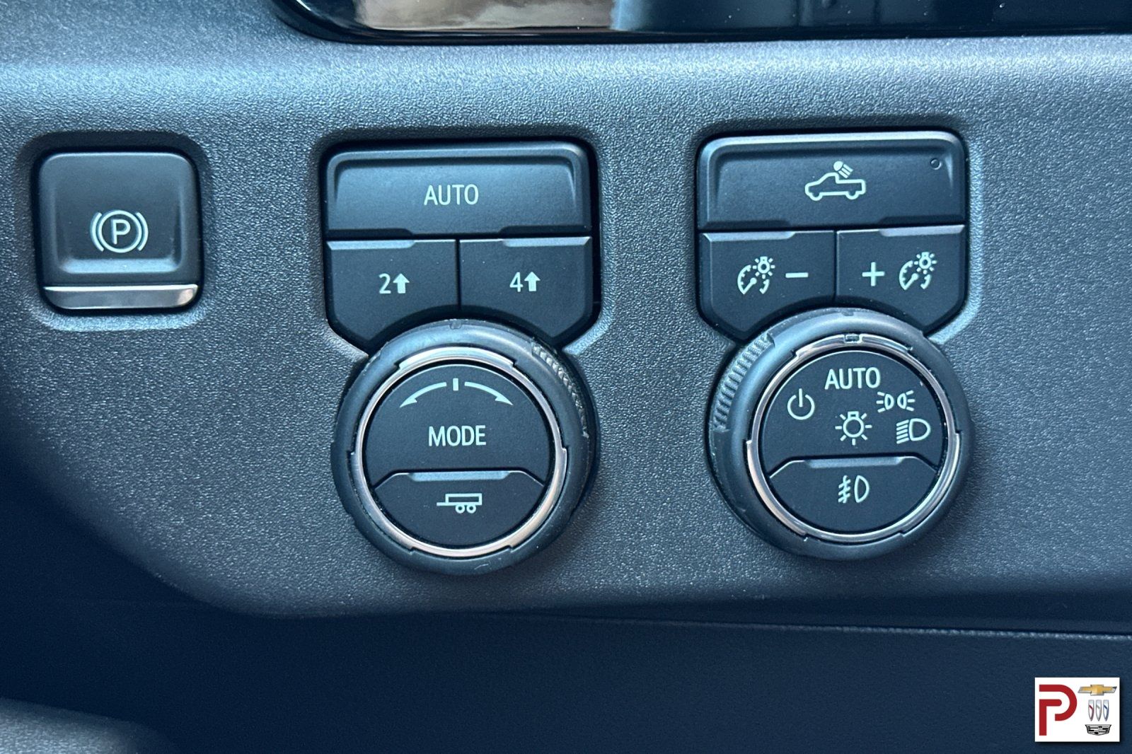 2024 Chevrolet Silverado 1500 RST photo 30