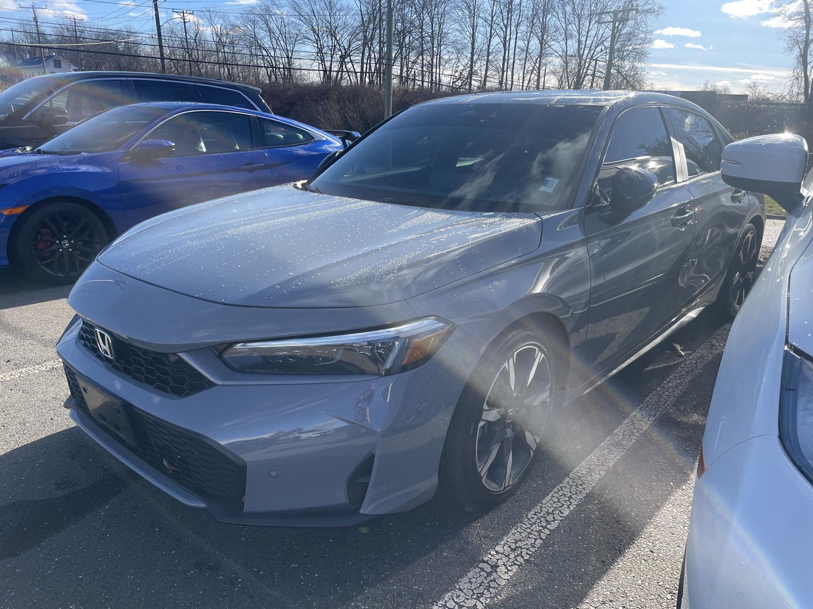 2025 Honda Civic Hybrid Sport Touring photo 3