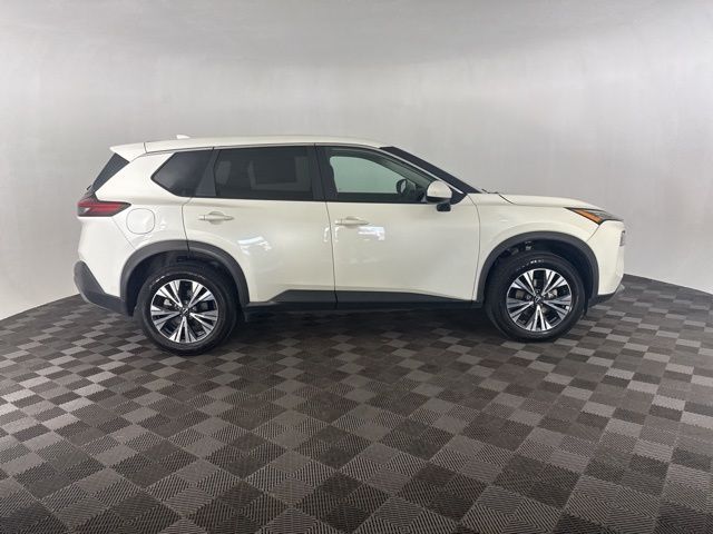 2023 Nissan Rogue SV photo 6