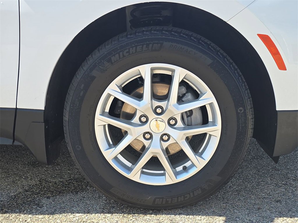2024 Chevrolet Equinox LS photo 30