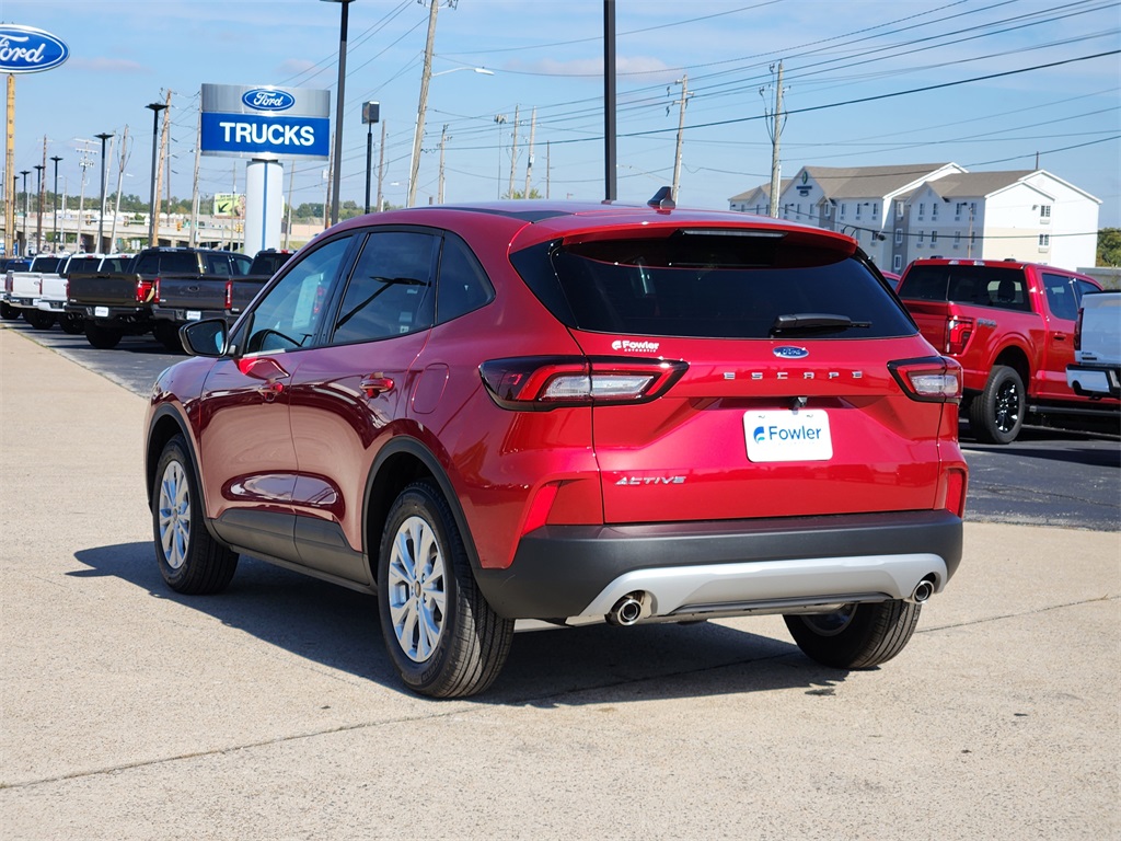 2026 Ford Escape Active photo 3