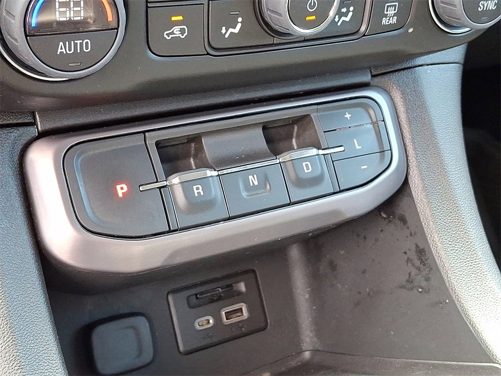2023 Gmc Acadia AT4 photo 15