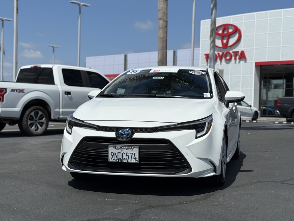 2024 Toyota Corolla Hybrid LE photo 4